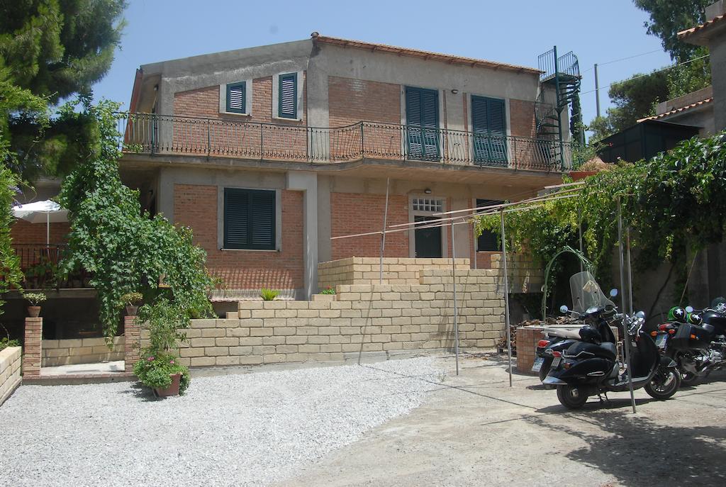 B&B Villa Zia Febronia Patti Ngoại thất bức ảnh