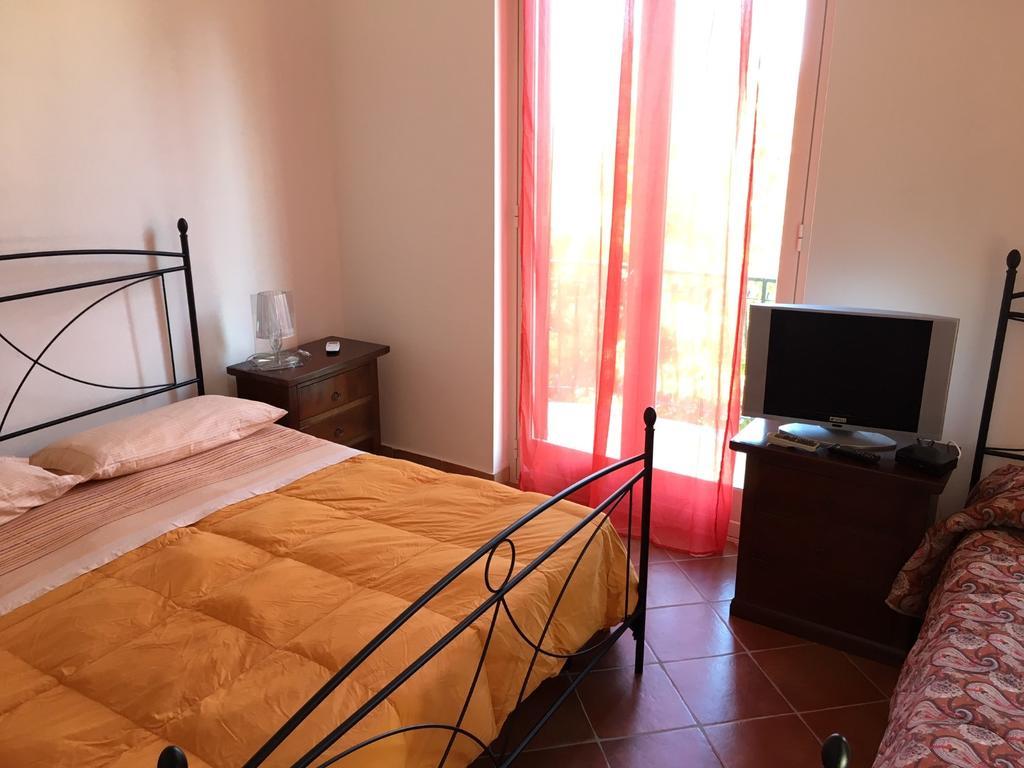B&B Villa Zia Febronia Patti Ngoại thất bức ảnh
